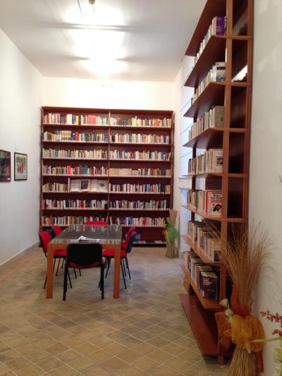la sala lettura adulti